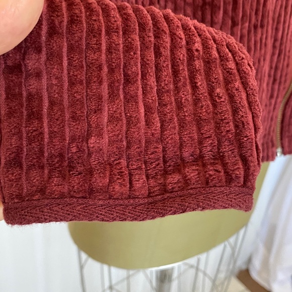 Women’s Woolrich Kinsdale Corduroy Burgundy Full Zip Jacket, Pockets! Size L - Picture 4 of 17